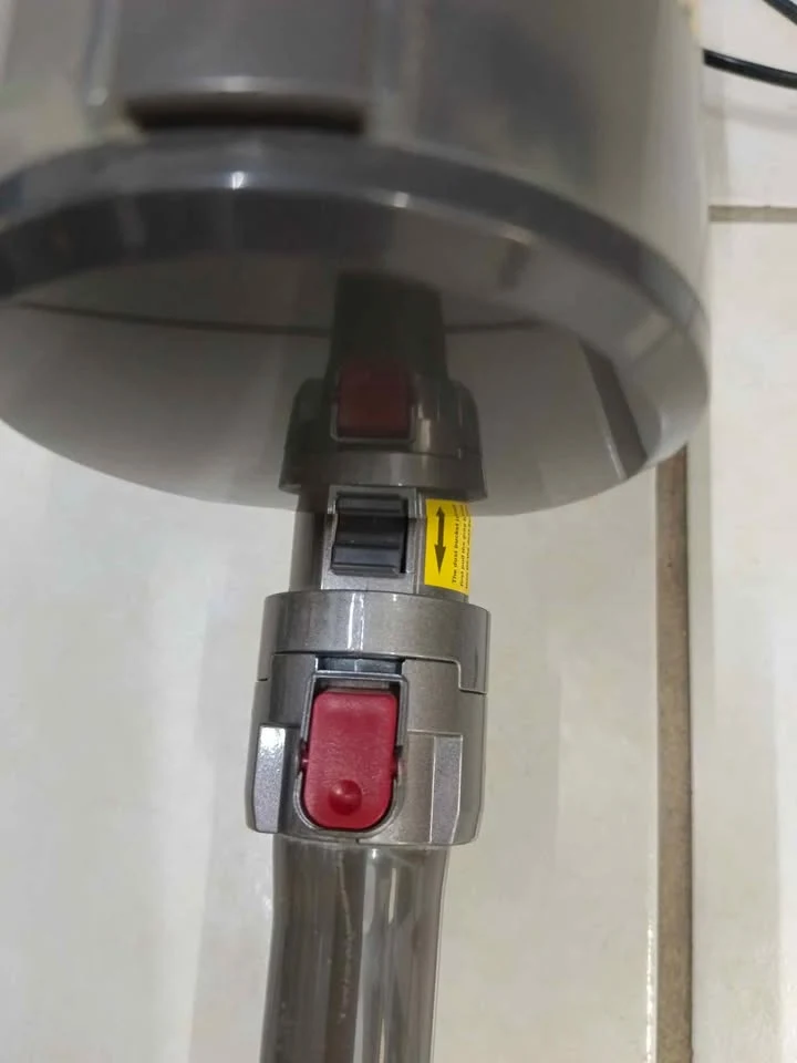 Aspiradora Dyson v12, usada de Baja Autodescarga