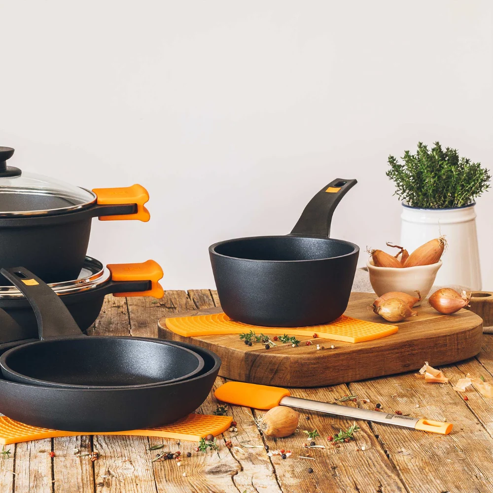Bra Efficient 12-piece Cookware Set