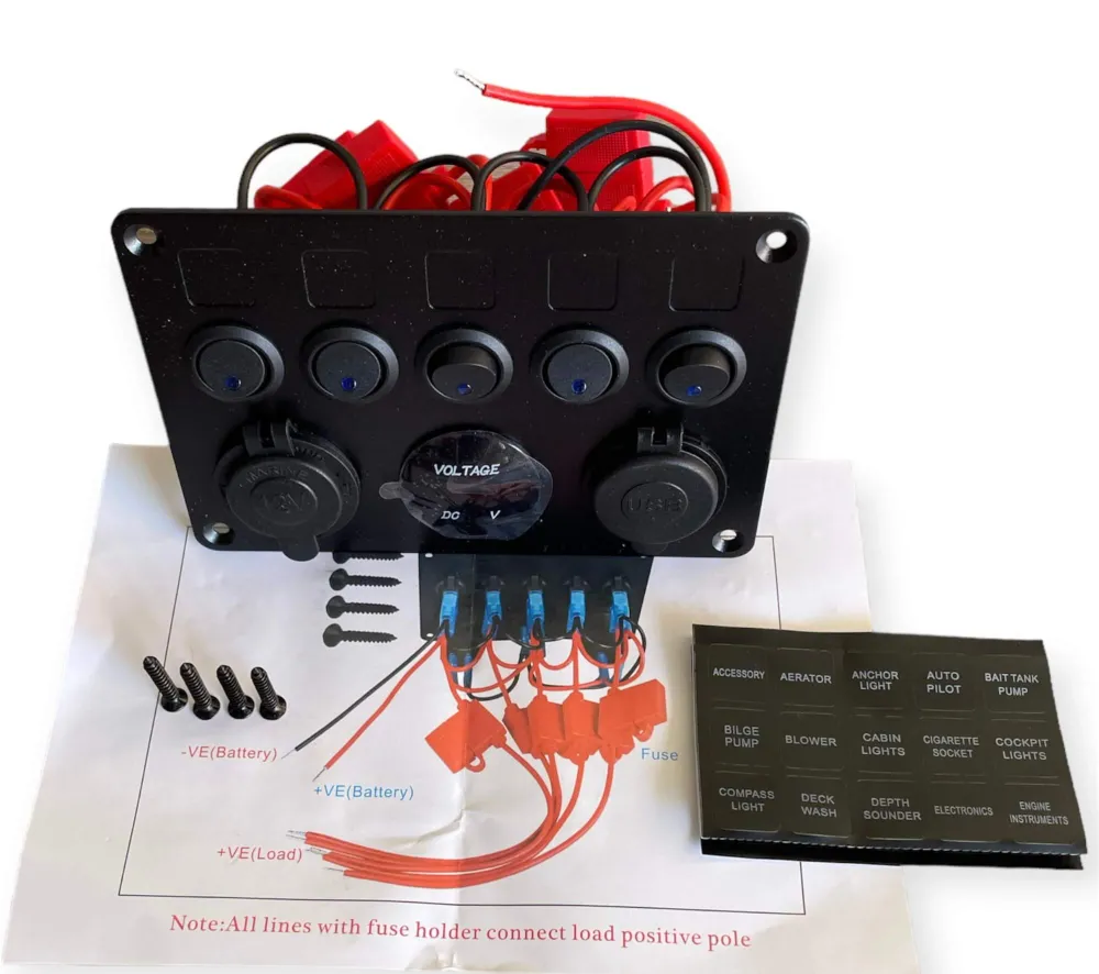 Cargador Inteligente Panel de control 12V con USB, voltímetro e interruptores camper