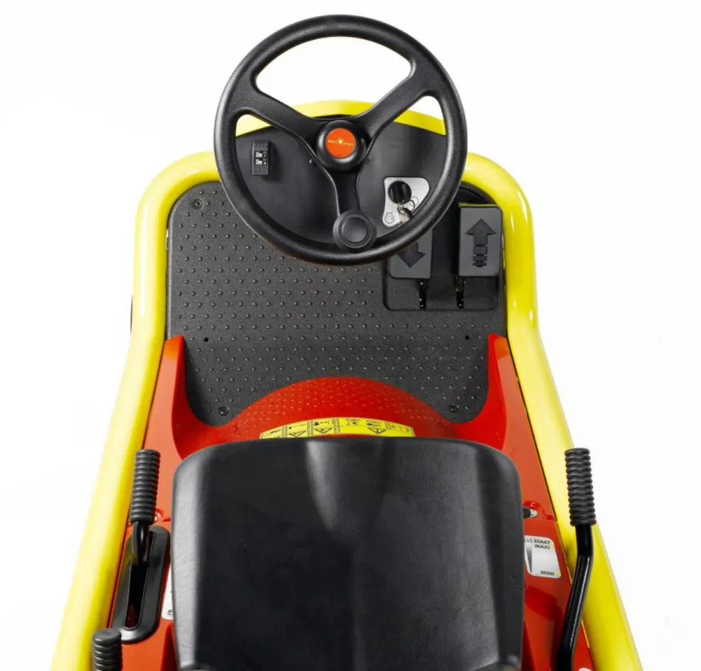 TRACTOR CORTACÉSPED Serie A80 B2
