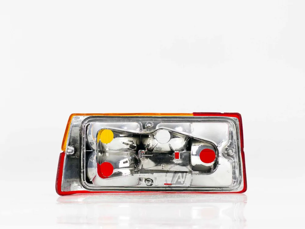 CALAVERA RENAULT 18 DER -