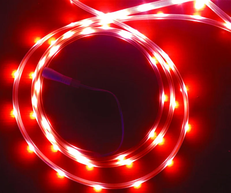 Celebraciones - Cuerda de luces LED roja de 99 unidades, 16,5 pies Celebrations