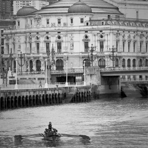 Bilbao Urdaibai Fine Artic