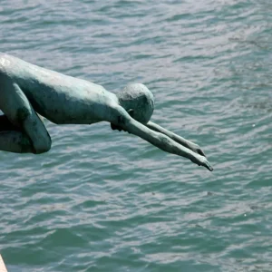 Raquero saltando en Santander Fine Artic
