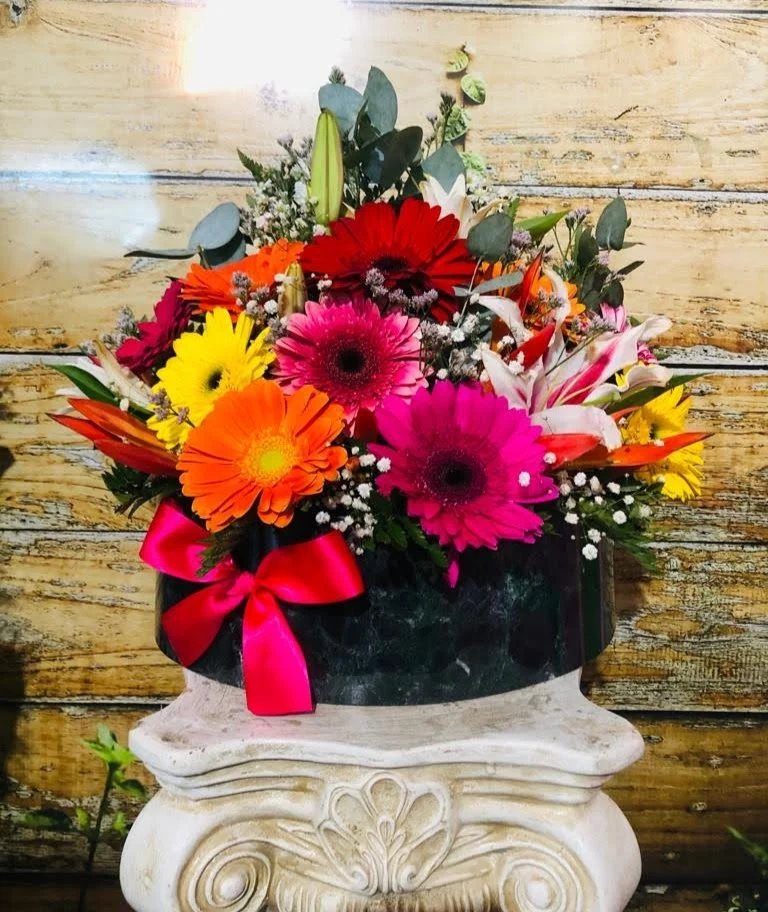 Marble Box Floristeria Globo