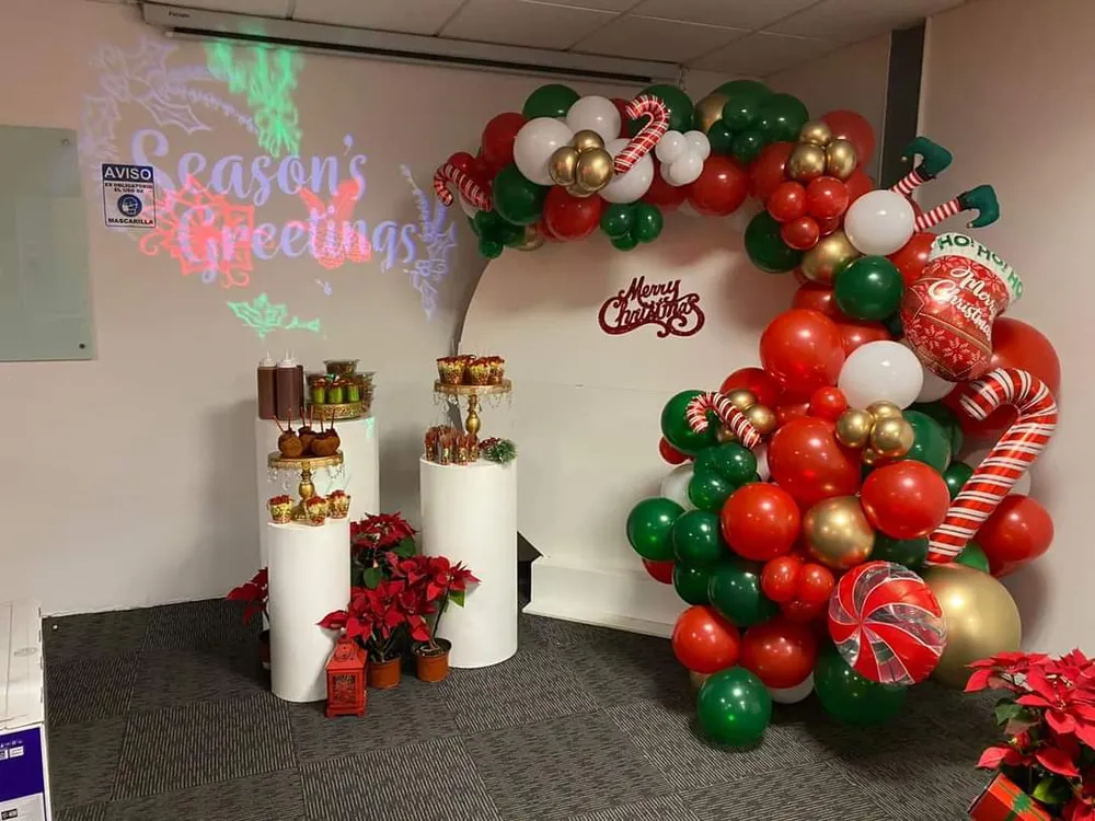 Arco Navideño - Mampara Gift Box Inc