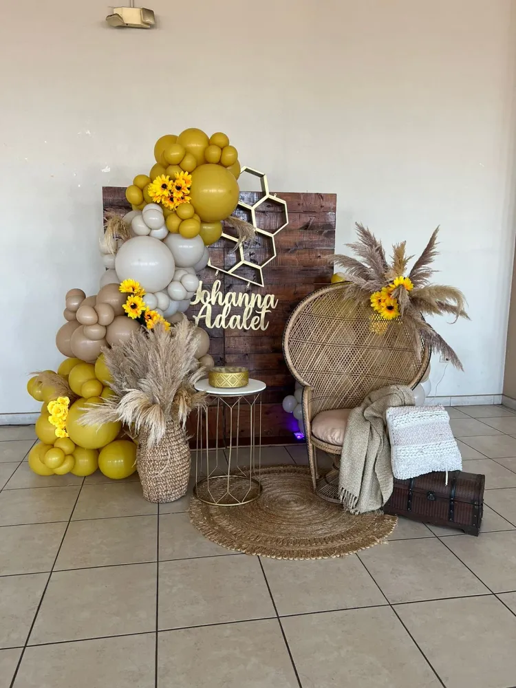 BackDrop Abeja - Baby Shower Gift Box Inc