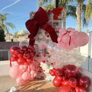 Backdrop Amor Gift Box Inc