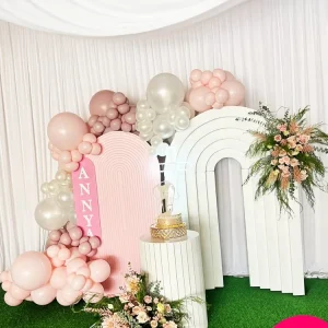 Backdrop Annya Gift Box Inc