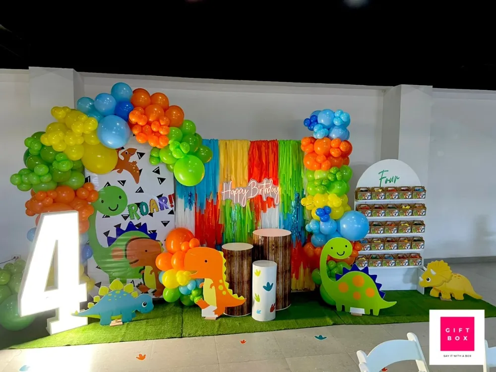 BackDrop Baby Dino Gift Box Inc