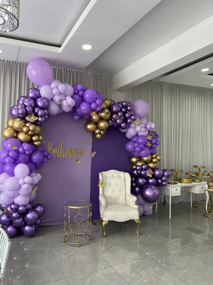 BackDrop Brihanna Gift Box Inc