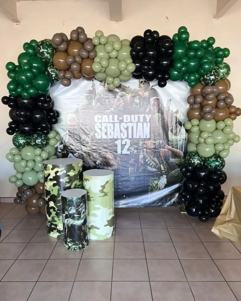 BackDrop - Call Duty Gift Box Inc