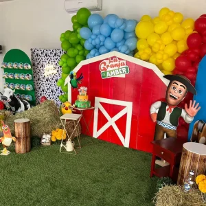 Backdrop Completo: Granja de Zenon Gift Box Inc