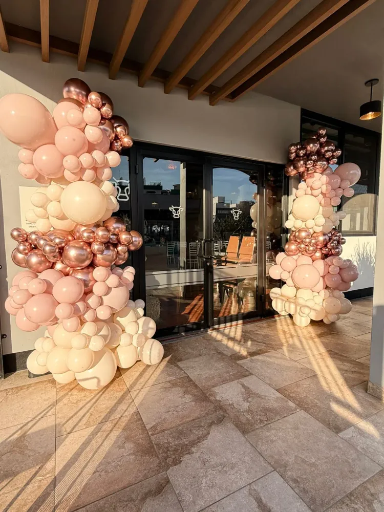 Backdrop para Empresas/10 de mayo Gift Box Inc