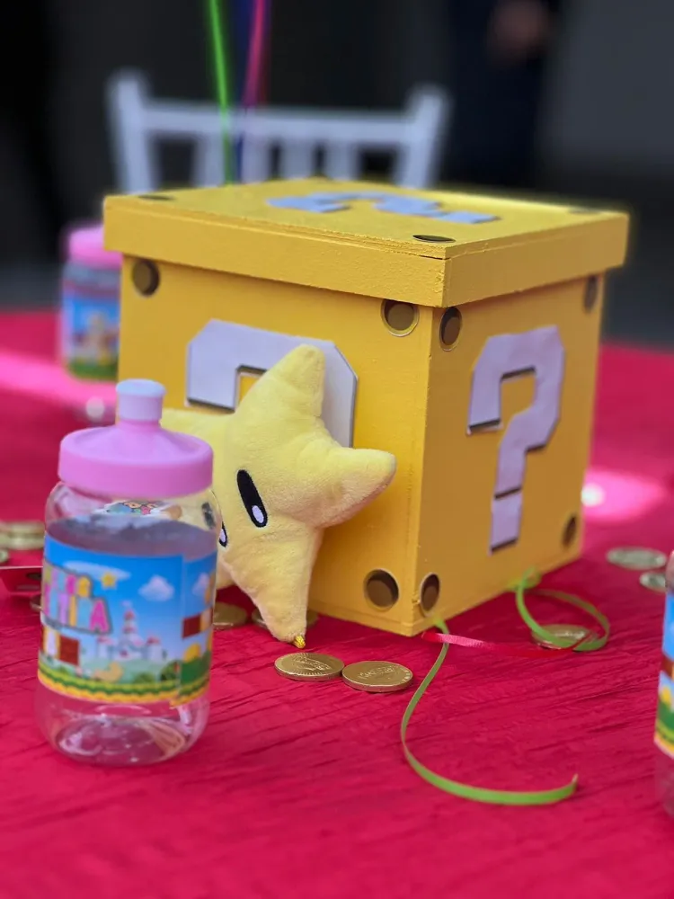 Centro de mesa / Mario Gift Box Inc