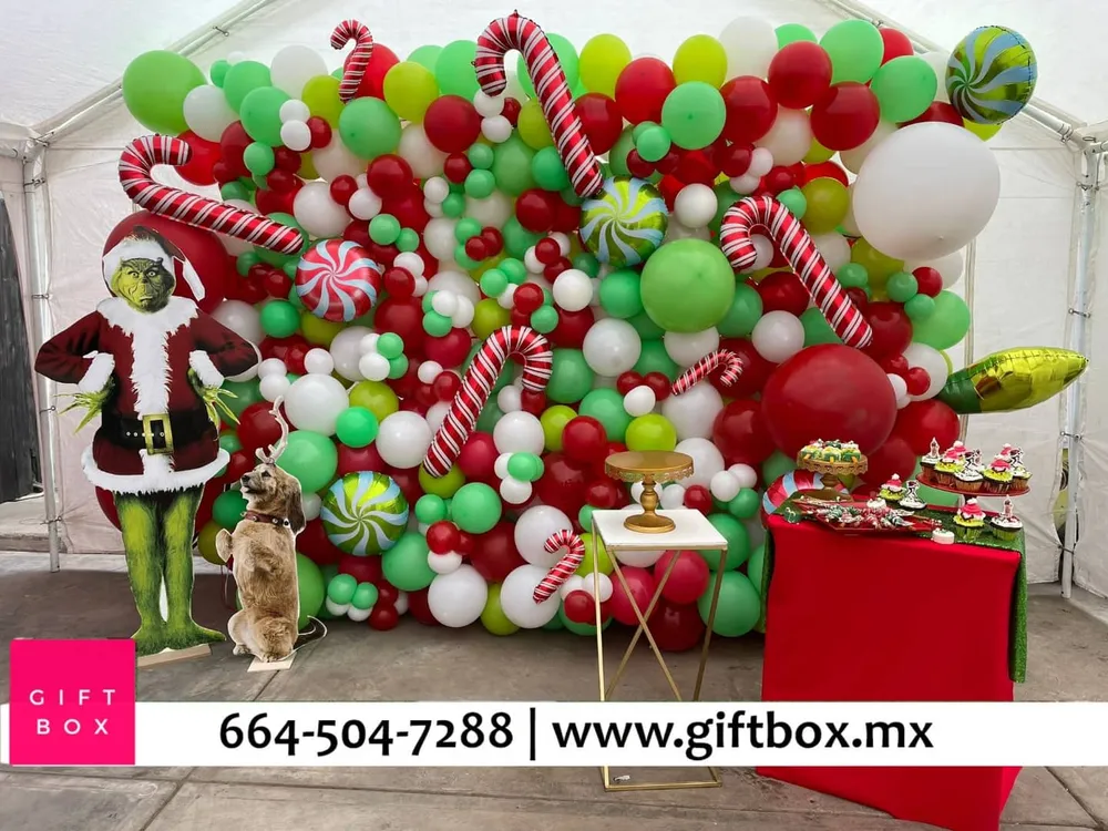 Pared Navideñ Gift Box Inc