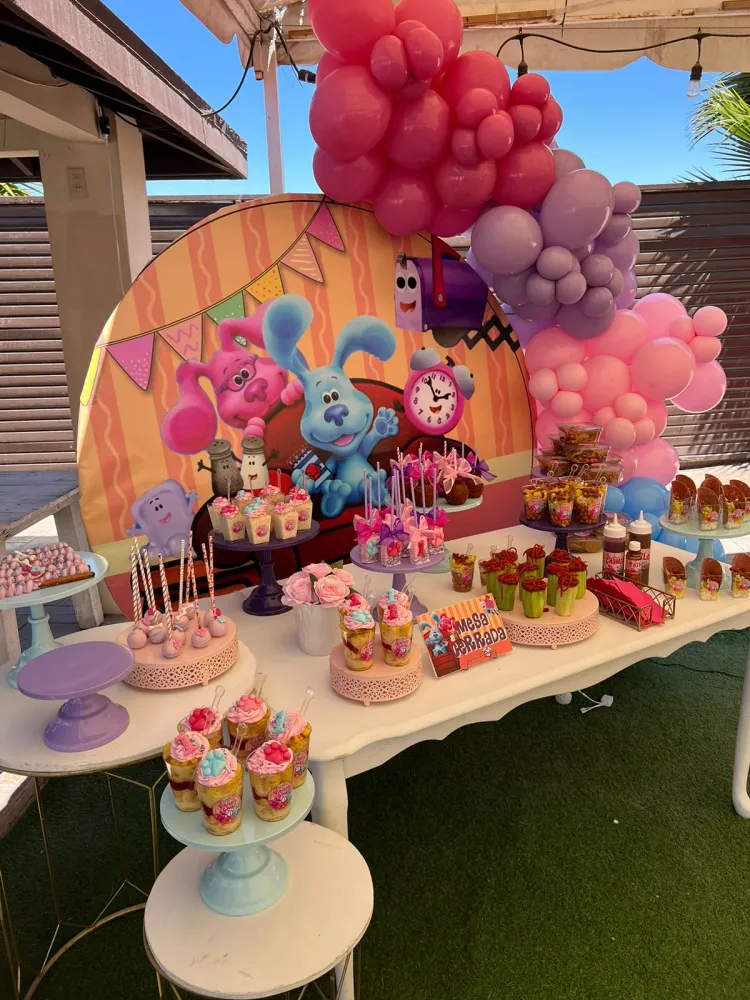 Postres + Decoracion: Pistas de Blue Gift Box Inc