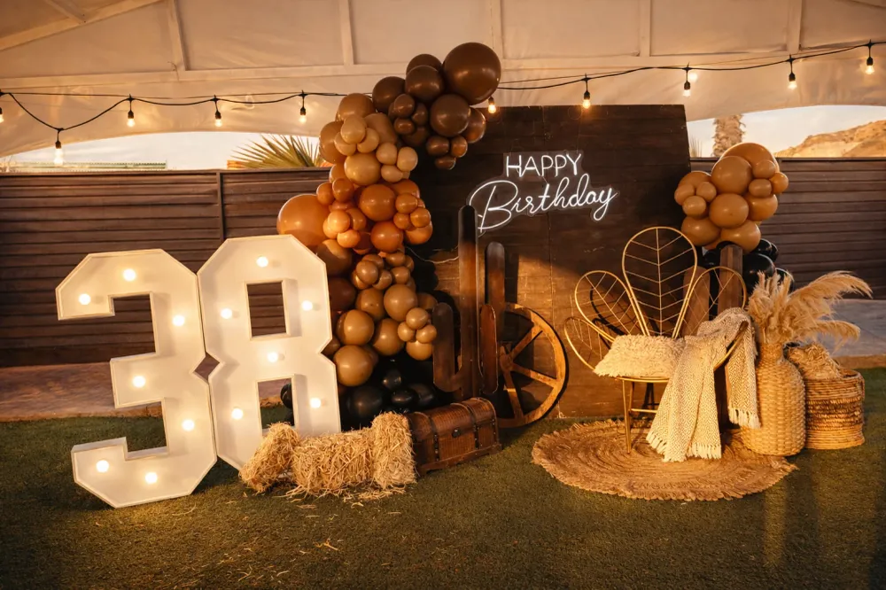 Vaquera & Chic Gift Box Inc