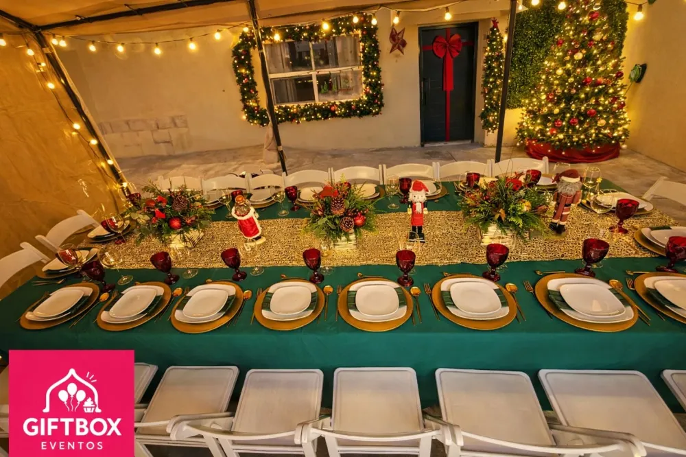 Gala Navideñ: Mesa Montada GiftBox Tijuana Eventos