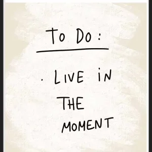 Live moment