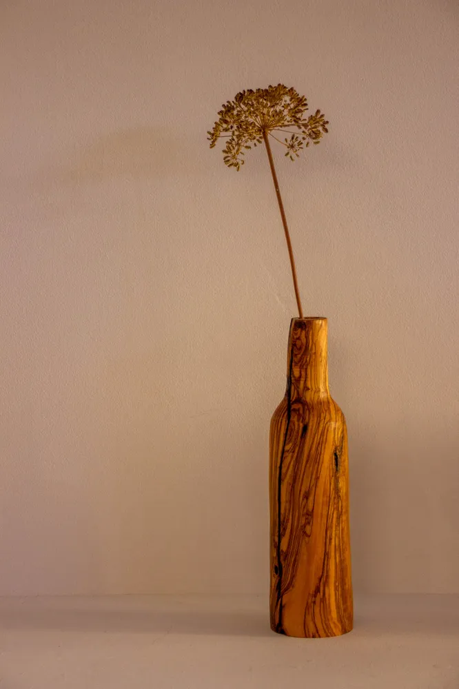 Jarrón Martín 01 de madera de olivo MARTÍN
