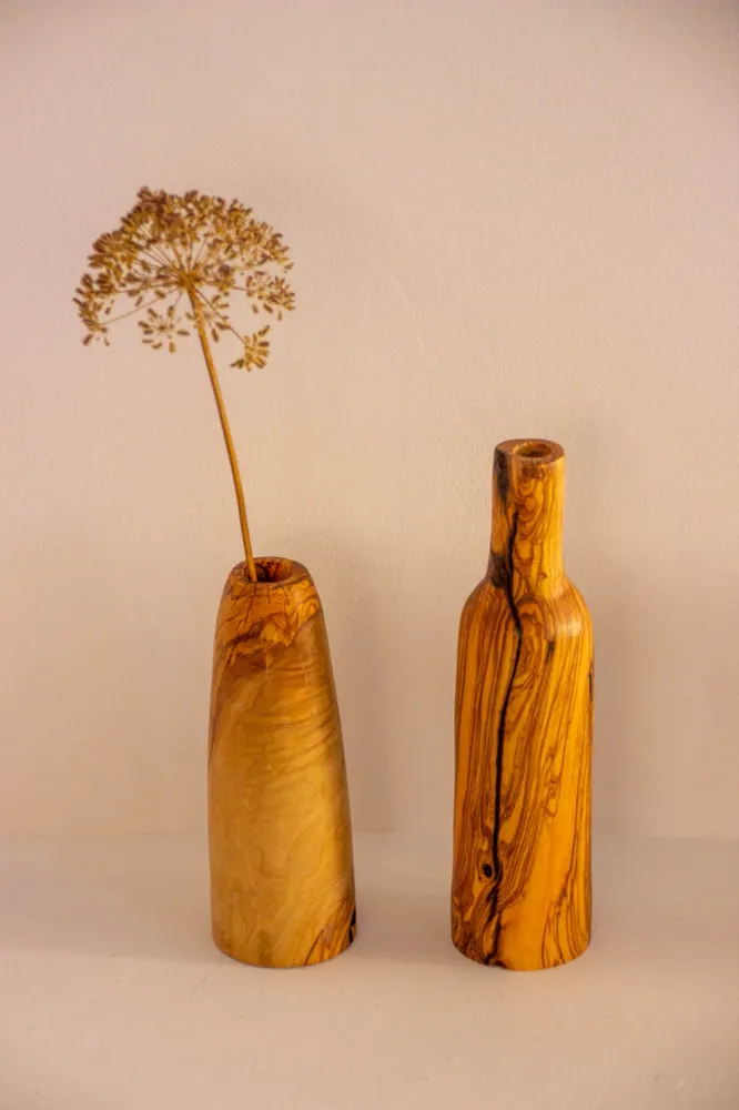 Jarrón Martín 01 de madera de olivo MARTÍN