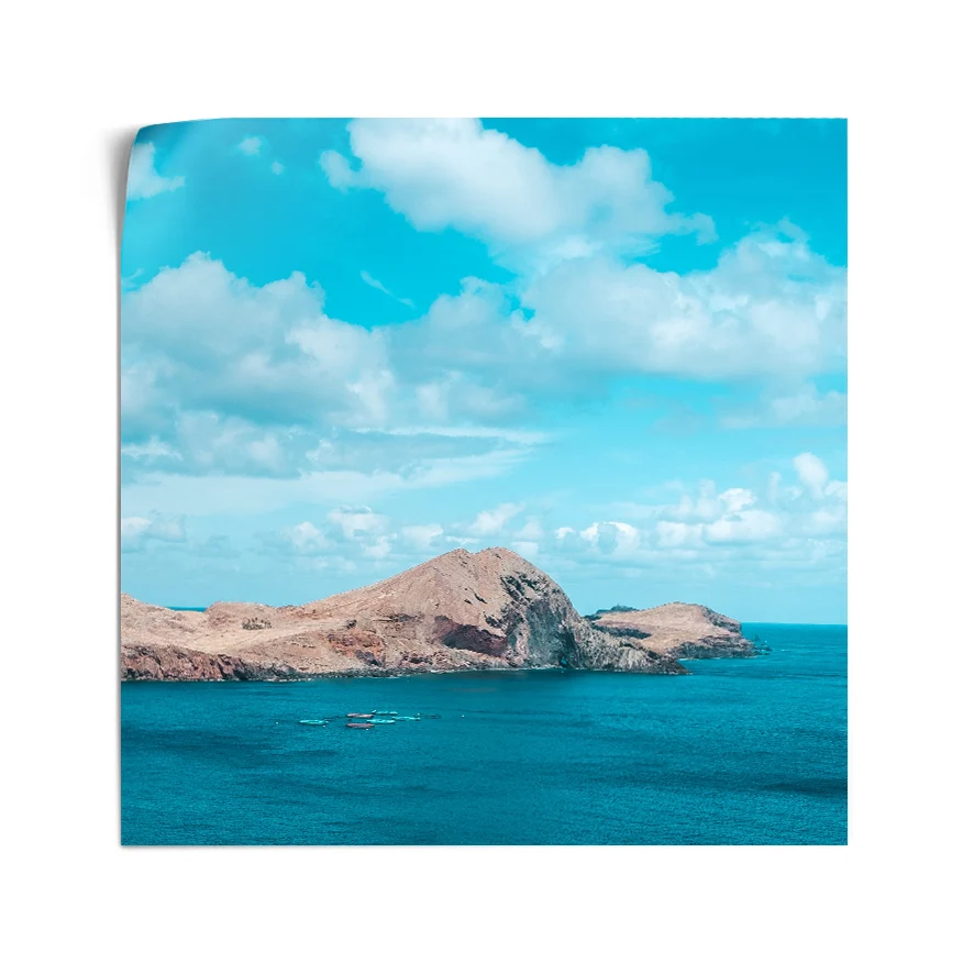 Rocas y Mar Poster