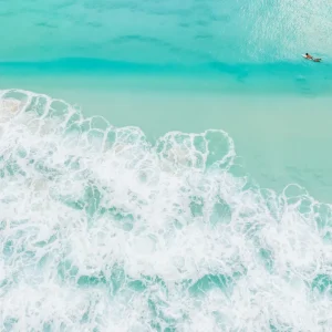 Surfer and Waves Studio Malek