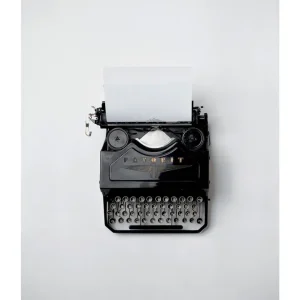 TYPEWRITTER studiomalek