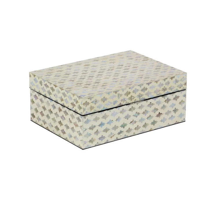 UM CAJA CONCHA DE NACAR