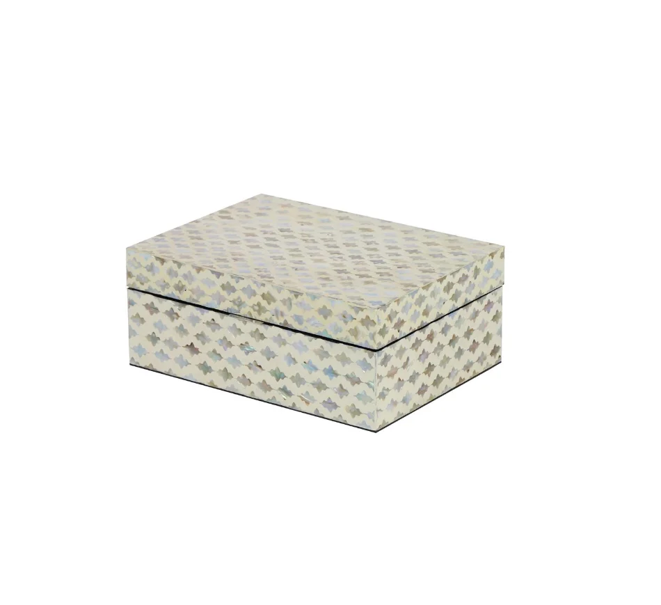 UM CAJA CONCHA DE NACAR