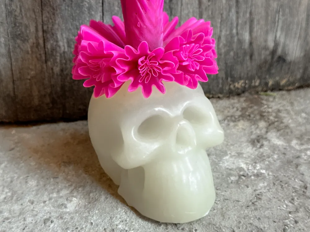 Vela de cera de abejas con calavera de Adela