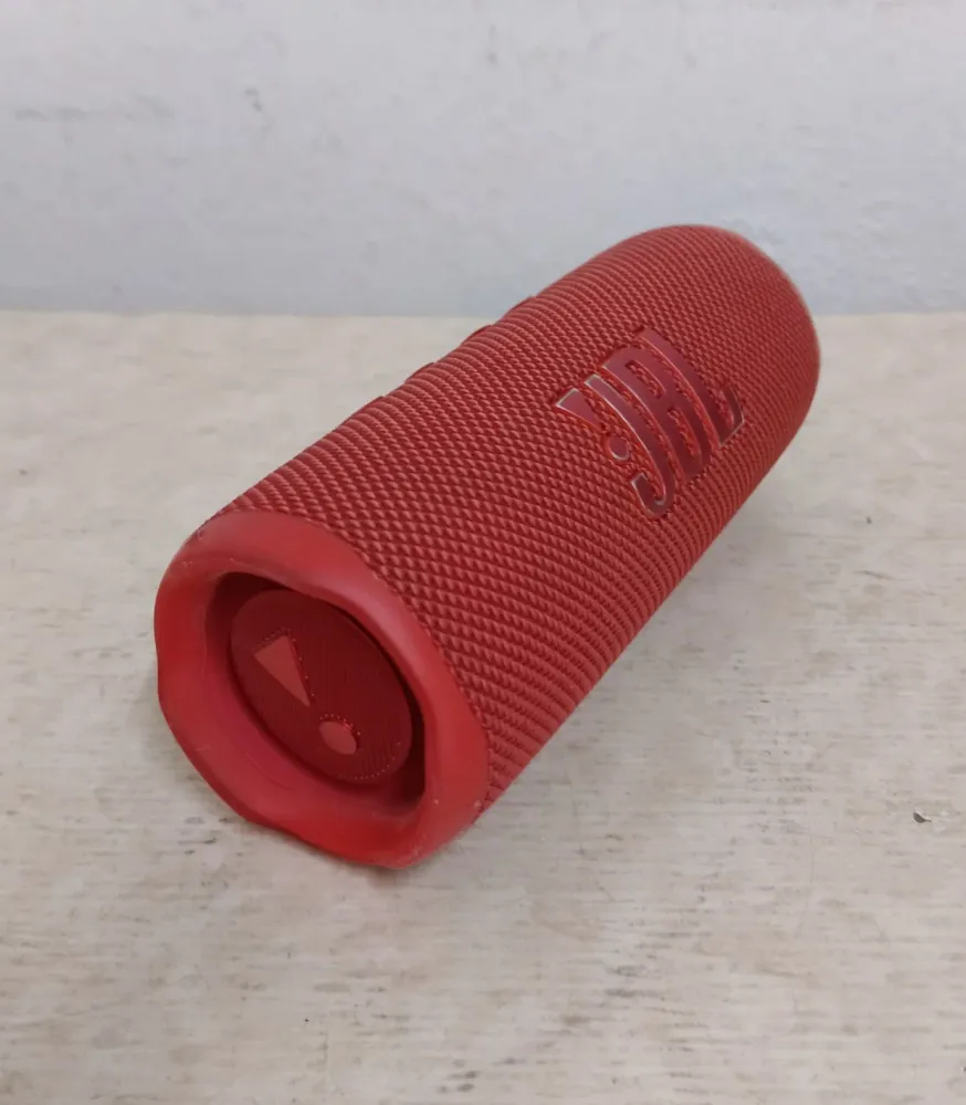 Bocina JBL flip 6 en caja, usada Listas para Usar
