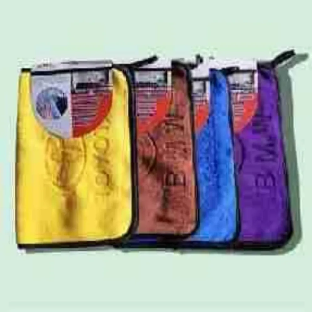 LIMPION P/CARRO 30*40 Cosmo